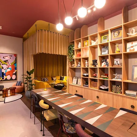 Hotel Tribe 4*