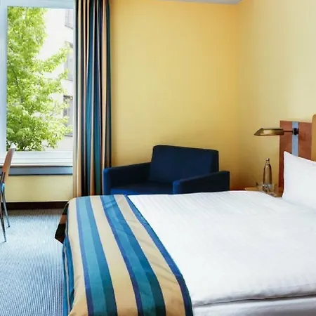 Hotel Intercityhotel 4*